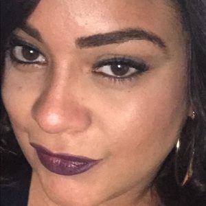 Meet your Posher, Luz